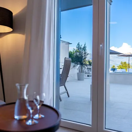 Levante Apartment Sumartin
