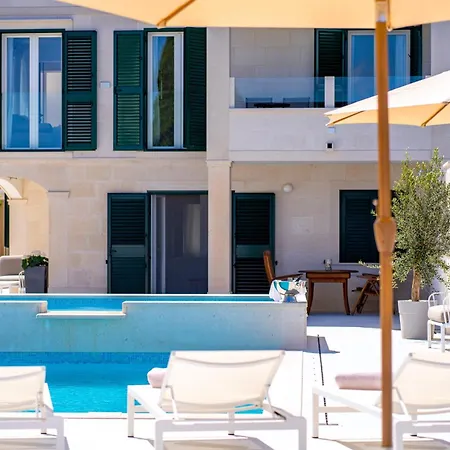 Apartment Levante Sumartin