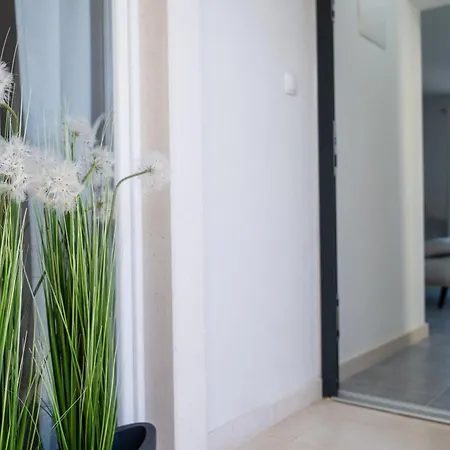 Levante Apartment Sumartin